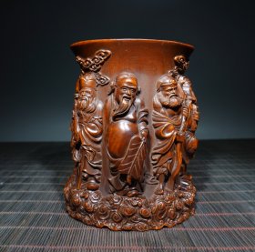 旧藏黄杨木八仙笔筒，长10cm，宽8cm,高12.5cm重329g，