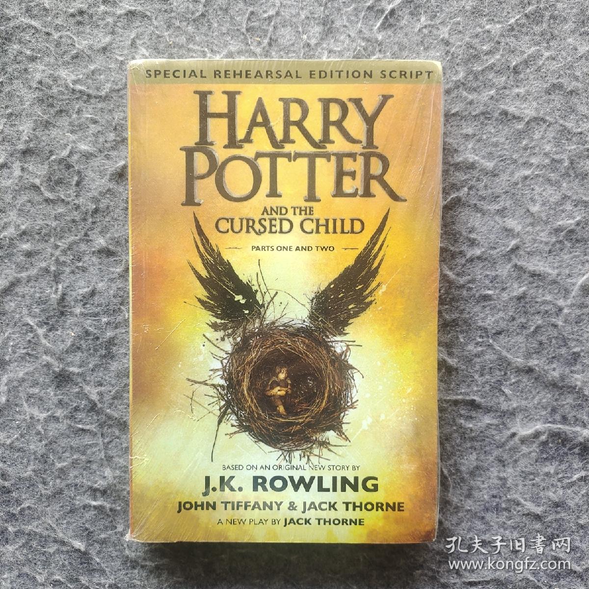 【英文原版】《 Harry Potter and the Cursed Child》（哈利波特8 哈利波特与被诅咒的孩子） JK 罗琳  32开平装塑封全新