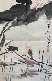 陈凤玉54*34 画心满族，著名画家。1934年出生于哈尔滨，1960年毕业于沈阳鲁迅美术学院中国画系。中国美术家协会会员，山东艺术学院教授，山东省女书画家协会副会长，政协山东省第六、七届常委。扬州八怪书画院名誉院长。 从艺50载，执教40年，早期专研中国画，尤长工笔写意人物、墨鱼；近十余年专攻油画，探索中西绘画融合的新语言，提出“意向油画”的命题。 以作品赞美生命、写照人生、净化心境、传播文化。