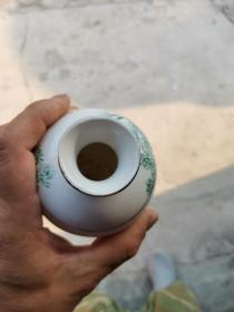 老凌川白酒酒瓶--壹对（半斤装、有盖）无裂A