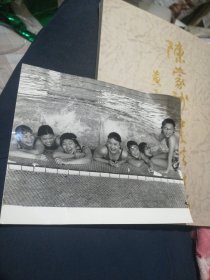 世界冠军高敏在游泳池