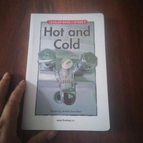 英文彩色绘本分级阅读第3部（LEVELED BOOK STAGE 3  ）：冷和热（ Hot  and Cold）