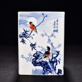 旧藏 民国珠山八友王步青花矾红花鸟纹方笔筒（原闻吾过之斋） 高18.3厘米 宽13.2厘米