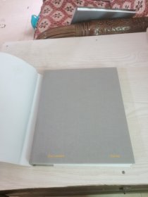 Zoe Leonard: Survey 佐伊伦纳德