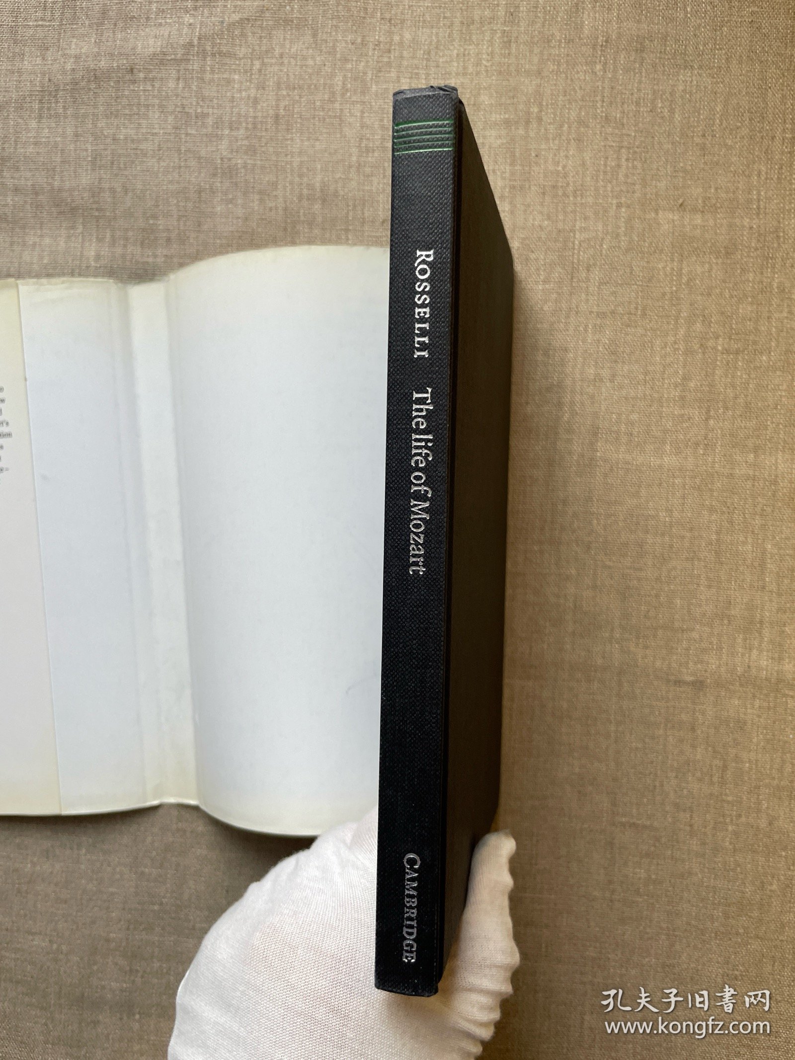 The Life of Mozart (Musical Lives) 莫扎特传【剑桥大学出版社精装本，英文版】