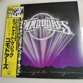 基本未使用日版12寸黑胶唱片commodores，经典十二寸大碟midnight magic带侧标，可复制产品，售出非假不退。