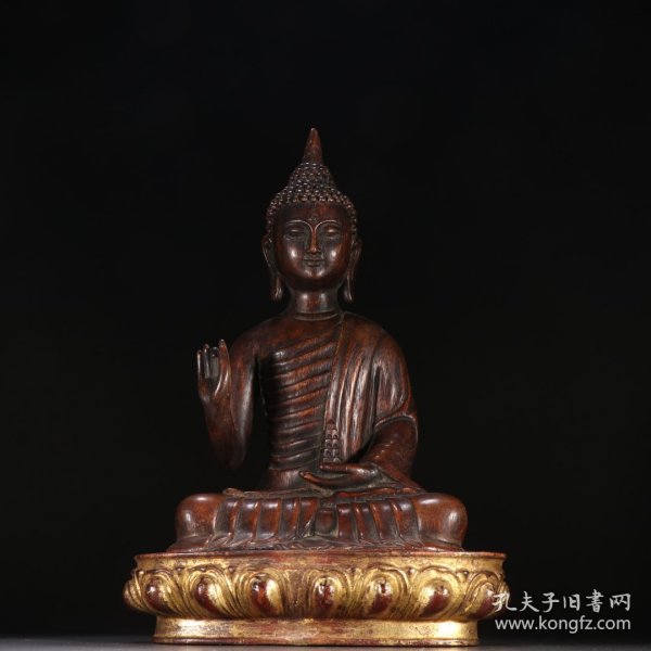 清 沉香释迦摩尼造像