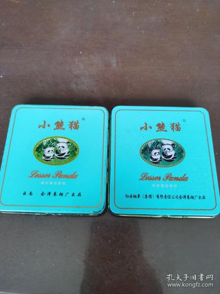 小熊猫烟盒（两个铁盒合售）