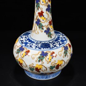 清雍正粉彩描金多子葡萄纹赏瓶 32*19厘米