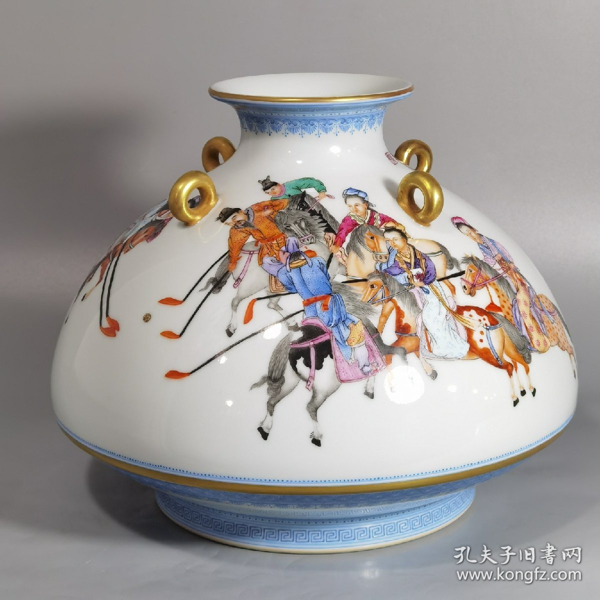 清雍正款 上下翠料边 粉彩明皇击球图四耳尊