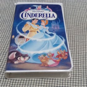 绝版原版童话录像带：CINDERELLA（书友自译）有附赠的画片5份