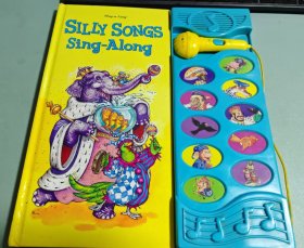 Silly Songs Sing-Along 精装