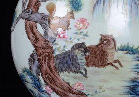 清乾隆珐琅彩智勇双全鎏金扁瓶;40x29厘米