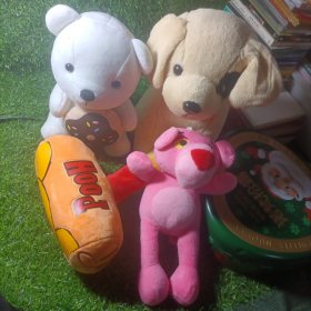 白色小熊、小锤子、米黄色小狗、小猴子毛绒玩具娃娃、布娃娃、 男孩、女孩布娃娃、 布玩偶 小孩玩具（4个合售）单要那个可与客服沟通 16元一个包邮