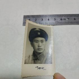 军人照（1966年北京青年照相馆）