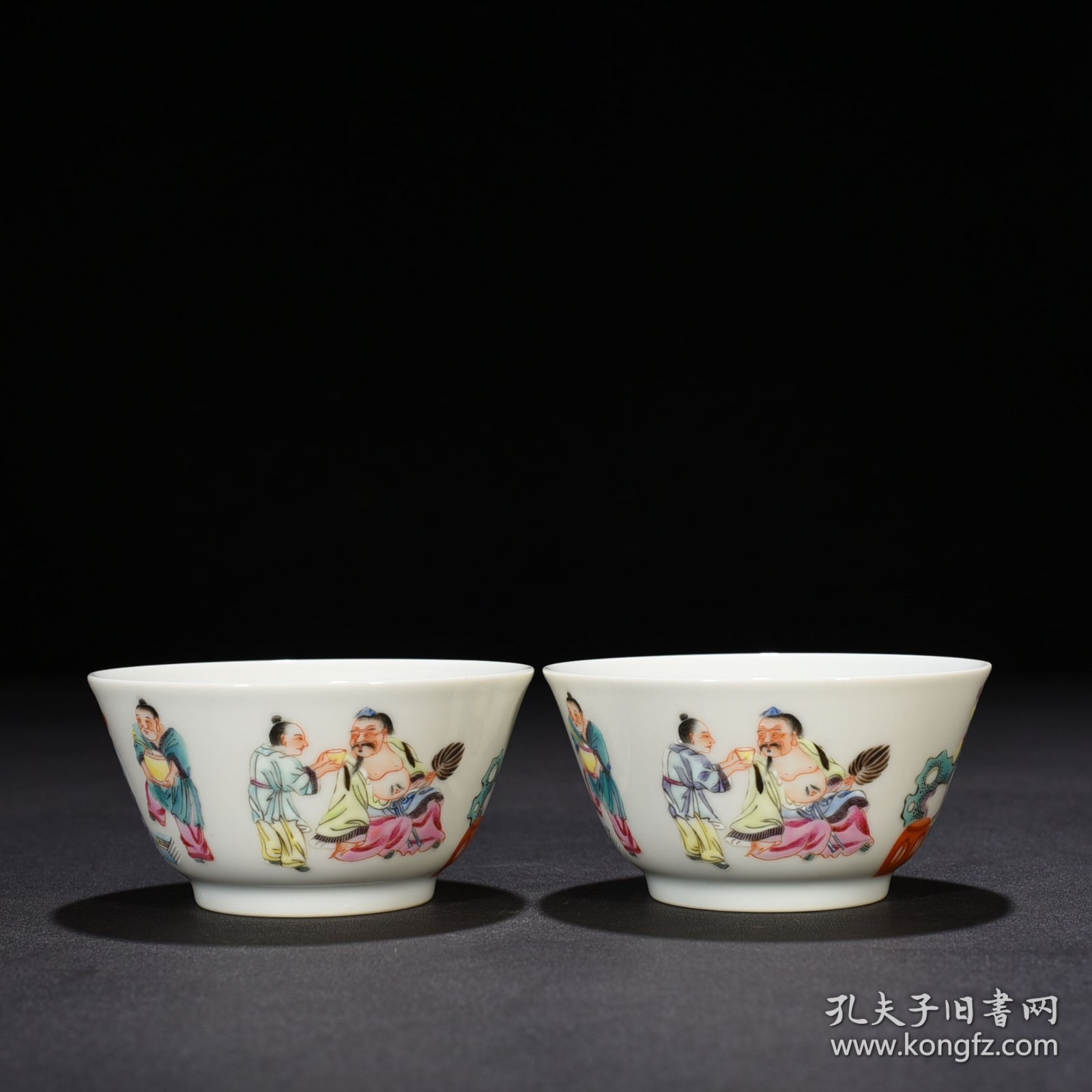 清雍正粉彩高士人物杯 4.5*9厘米