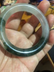 翡翠镯子 糯化 内圈 5.9