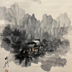 日本近代四条派画家星晓村作品，富士山图，纸本纸裱，木质轴头，画心134*32.8，墨法自由奔放，不拘常格，有抽象派之风，画家作品罕见