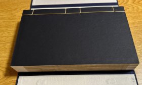 “惺斋五种曲”之《瑞筠图》金镶玉一函四册全，《中国古籍善本书目》著录。