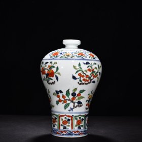 明宣德青花五彩三多纹梅瓶 高31厘米 宽20厘米