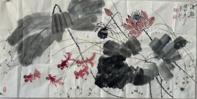 【保真字画，得自画家本人】冯加新 137X68cm！3现为：江苏省画鸟画研究会理事、北方工业大学书画协会客座教授、江苏省美术家协会会员、国家一级工艺美术师、淮安市淮阴水墨书画院院长、江苏省花鸟画研究会淮安分会副秘书长、淮阴美协副主席。