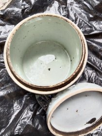 清末民初粉彩无双谱盖缸