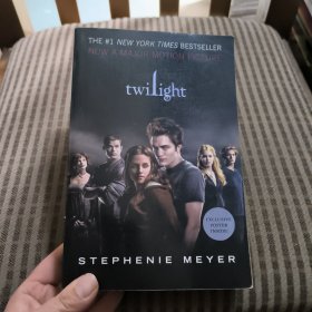 The Twilight Saga: Twilight (Movie Tie-in Edition)暮光之城-电影版小说