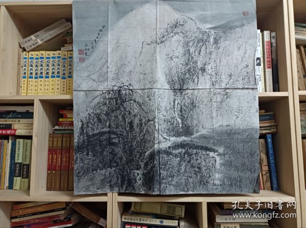 十年前在温州开店收的 画家 叶玉昶 手绘画心（尺寸67.5乘62厘米） 买家自鉴，包老包手绘（宣纸是白宣纸自然氧化的颜色），别的不包，图物一致，售后不 退不换（麻烦）三分字画七分裱，有很多小破损装裱后可以密合就好看漂亮了。