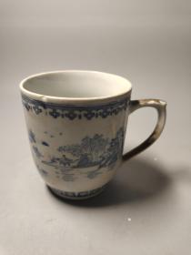 80-90年代，青花山水茶杯一只，磕