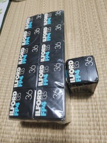 ILFORD伊尔福135胶卷11盒，10盒未拆封，有一个外盒开了