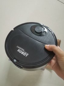 全新闲置 扫地机器人玩具，麻雀虽小，五脏俱全