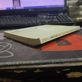 花落还开.赵朴初与一位新华社记者的忘年交（一版一印）书脊有变现
