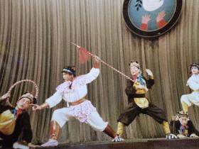 1985年中国少年儿童艺术团赴法国演出剧照10张（10寸10张）表演艺术家张志奎等演出（哪吒、挡马、三岔口、小小弼马温等剧目）