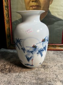 90年代左右，手绘清秋增友花瓶一只