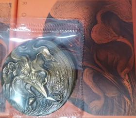 生肖铜章，上海造币厂，2016年金鸡报晓，直径50毫米，限量5000枚，设计者全剑锋