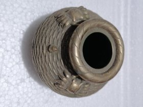 银鱼茏
