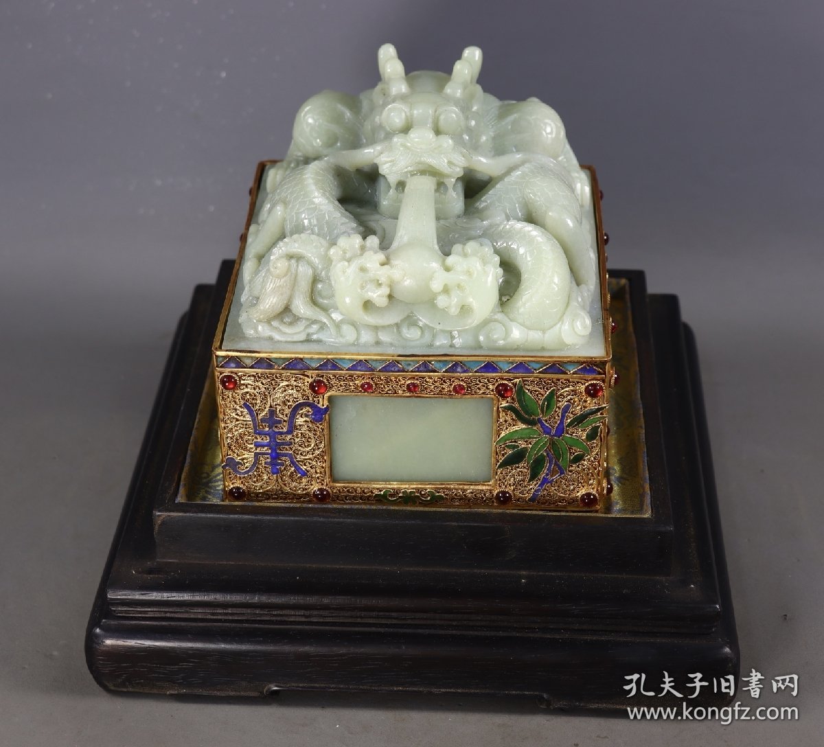 旧藏和田玉包金镶嵌龙印章