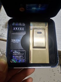 怀旧精品充电虎牌打火机