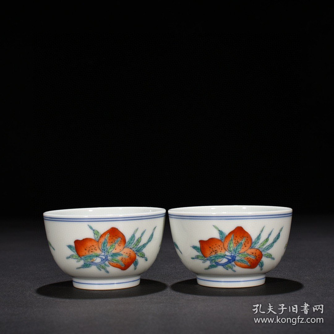 瓷器 清雍正斗彩三果纹杯 5*8厘米