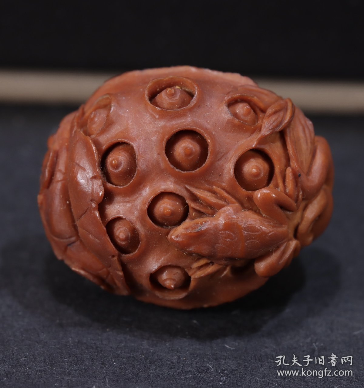 多子多孙橄榄核雕莲蓬青蛙莲蓬