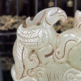 旧藏和田玉手把件，通体满工手工雕刻