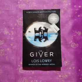 The Giver Movie Tie-In Edition 记忆传授者 电影版 英文原版