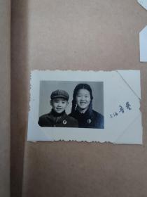 (80年代老照片)共64张 曹星   罗仲裘  褚文奎  厐培利  汤生  夏庆刚  陸金元  陆金荣  彭伟光  夏仙良  张亦峰  李月良  上海电机制造学校   倪国平  吴友军 等人 老照片