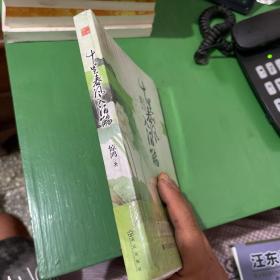 十里春风入酒觞