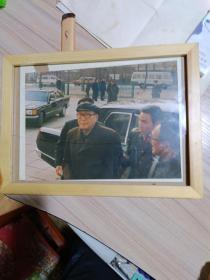 乌兰夫1987年为北京内蒙古饭店剪彩大照片