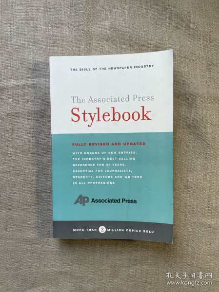 The Associated Press Stylebook and Briefing on Media Law, Fully Revised and Updated Edition 美联社新闻写作指南 修订版【英文版】