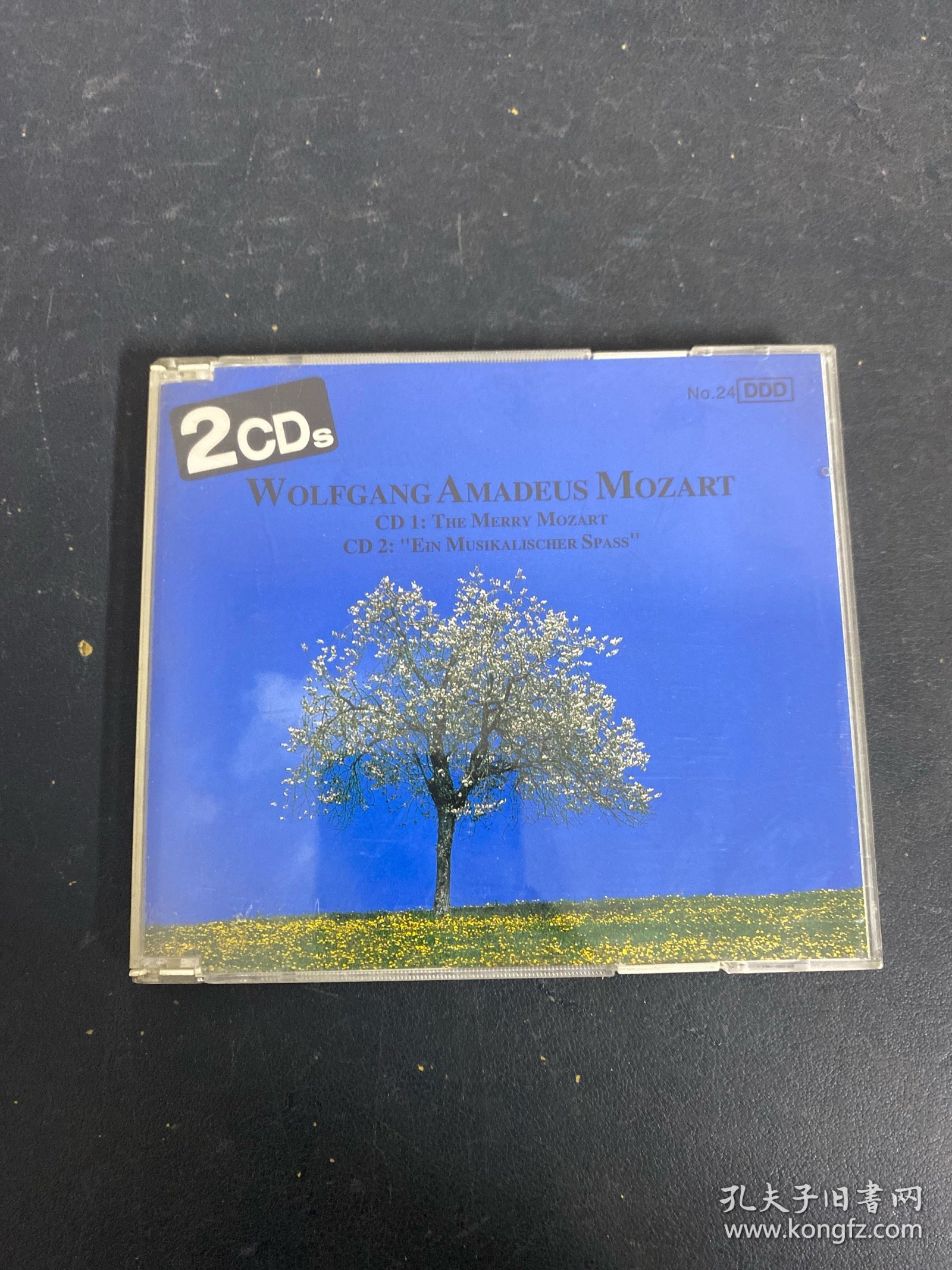 光盘CD：WOLFGANG AMADEUS MOZART 2碟装 有轻微划痕 盒裂 以实拍图购买