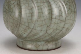 C476---旧藏宋官窑葫芦瓶