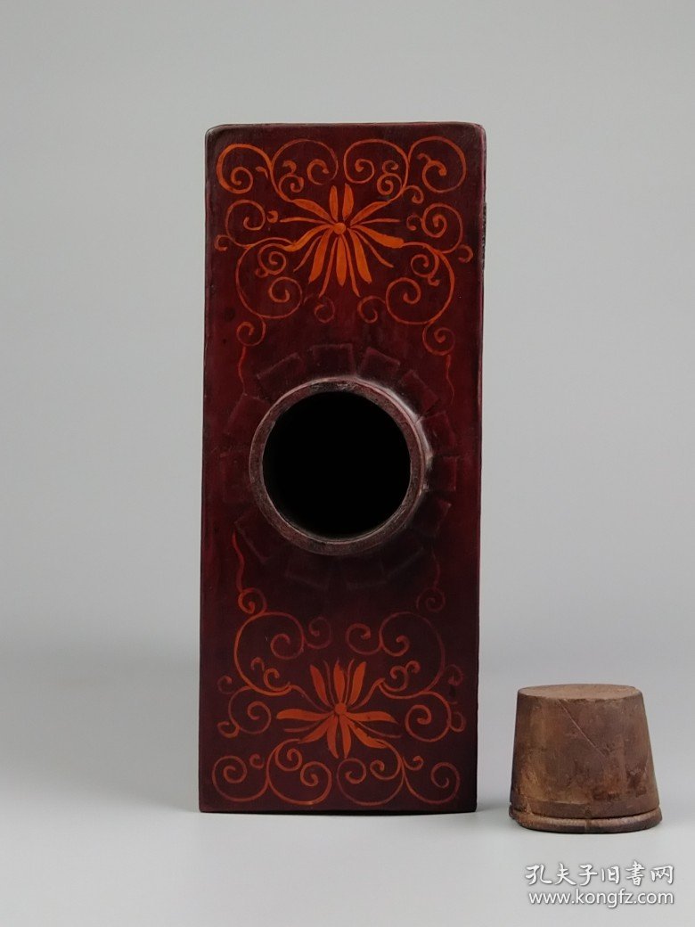 旧藏 【茶食罐】 大漆人物描金，牛皮包边，全品完整，尺寸如图！