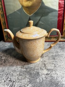 80年代，电光釉宝相花茶壶一把